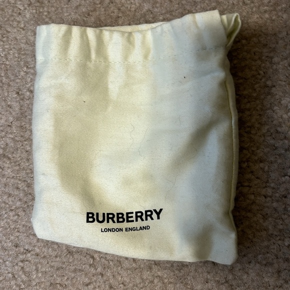 Crocodile Burberry belt size large - Picture 3 of 3